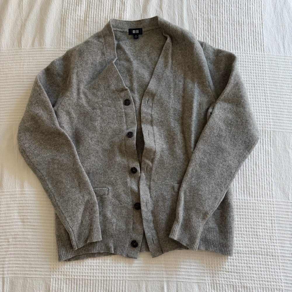 uniqlo wool sweater
